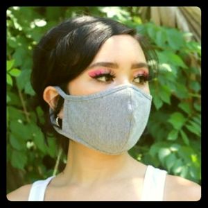 Set of 2 Antibacterial Masks (1white n 1gray)